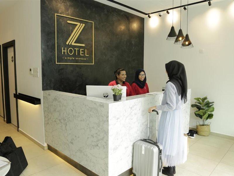 Z Hotel Ara Damansara, Lrt, Mall, Airport Petaling Jaya Bagian luar foto